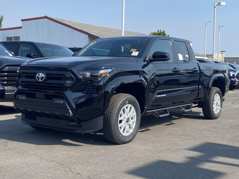 New 2025 Toyota Tacoma SR5Image 6