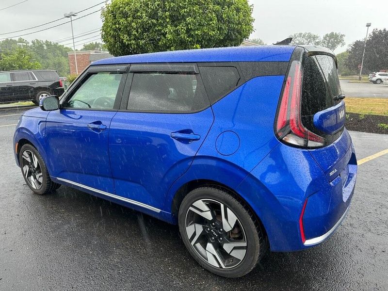 2023 Kia Soul GT-Line photo 14