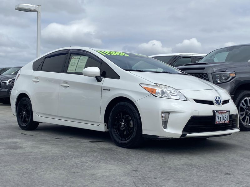 Used 2015 Toyota Prius ThreeImage 2