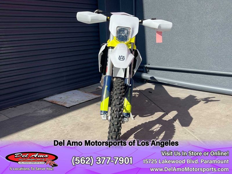 2024 HUSQVARNA FE 450  in a WHITE exterior color. Del Amo Motorsports of Los Angeles (562) 262-9181 delamomotorsports.com 