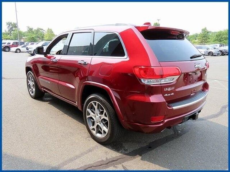 Used 2021 Jeep Grand Cherokee OverlandImage 5