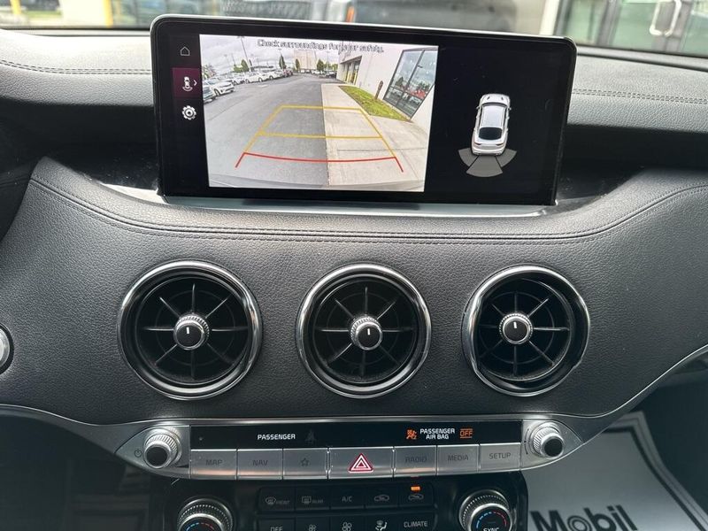 2023 Kia Stinger GT-LineImage 28