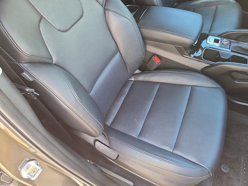 2023 Kia Telluride S photo 16
