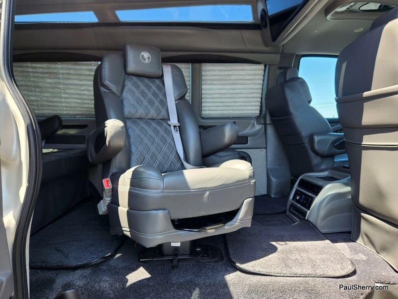 2023 Chevrolet Express Cargo Image 46