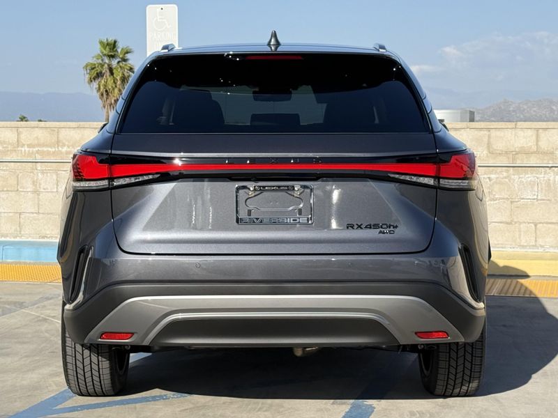 New 2026 Lexus RX 450h+ LuxuryImage 10