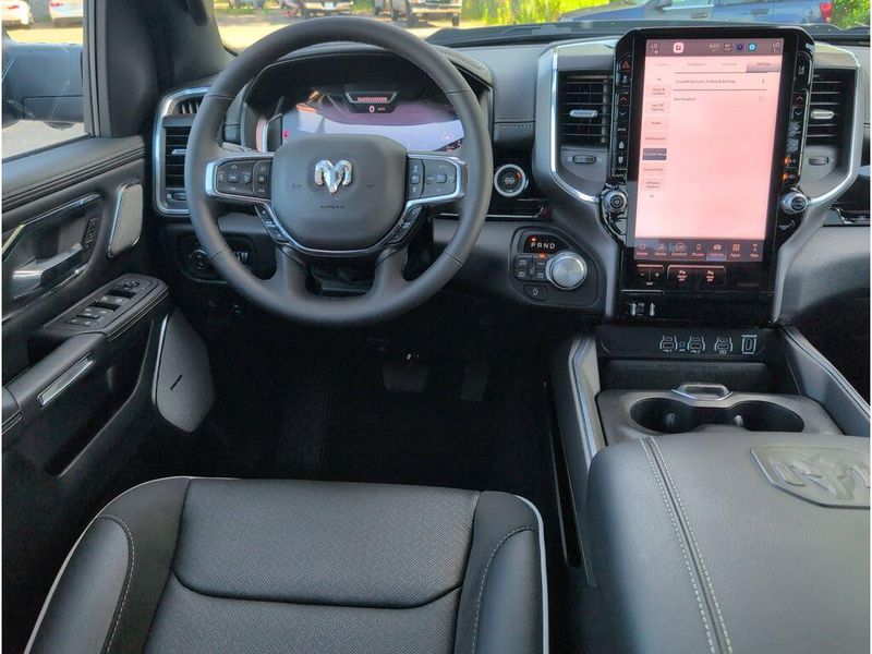 New 2025 RAM 1500 Laramie Crew Cab 4x4 5