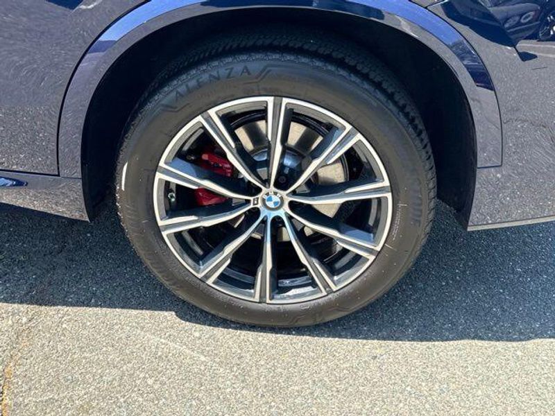 Used 2024 BMW X5 sDrive40iImage 14