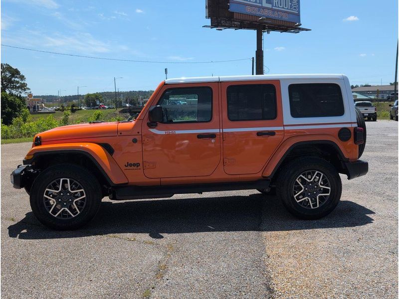 New 2026 Jeep Wrangler 4-door SaharaImage 2