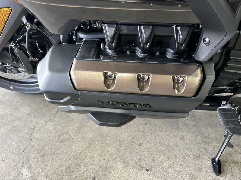 New 2026 Honda GOLDWING TOUR Image 28