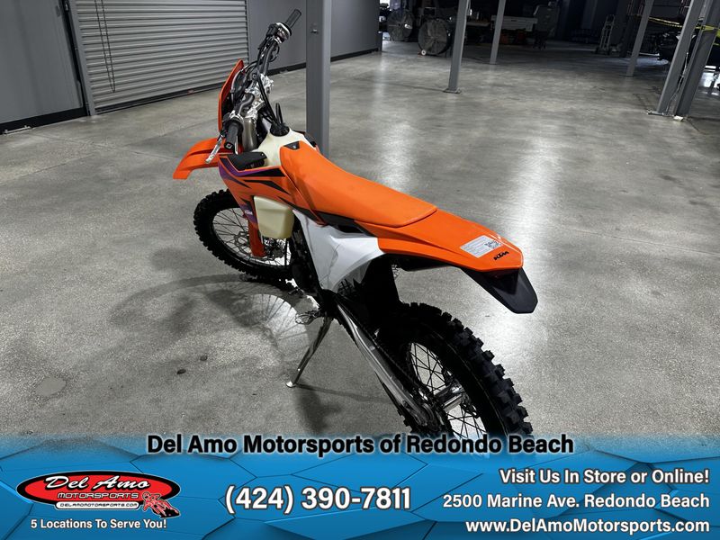 2024 KTM 500 XW-F  in a ORANGE exterior color. Del Amo Motorsports of Redondo Beach (424) 304-1660 delamomotorsports.com 