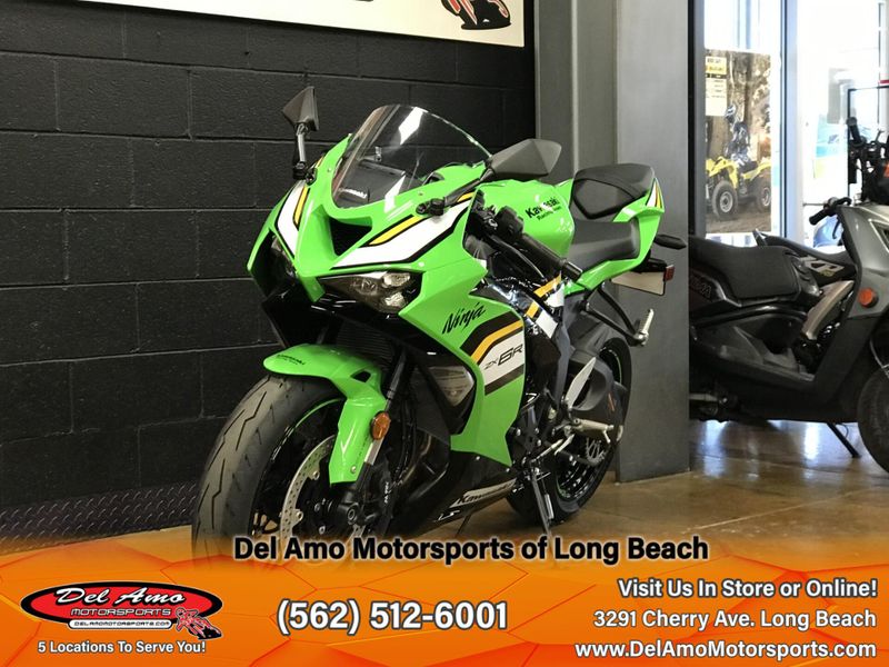 2025 Kawasaki NINJA ZX-6R KRT EDITION ABSImage 3