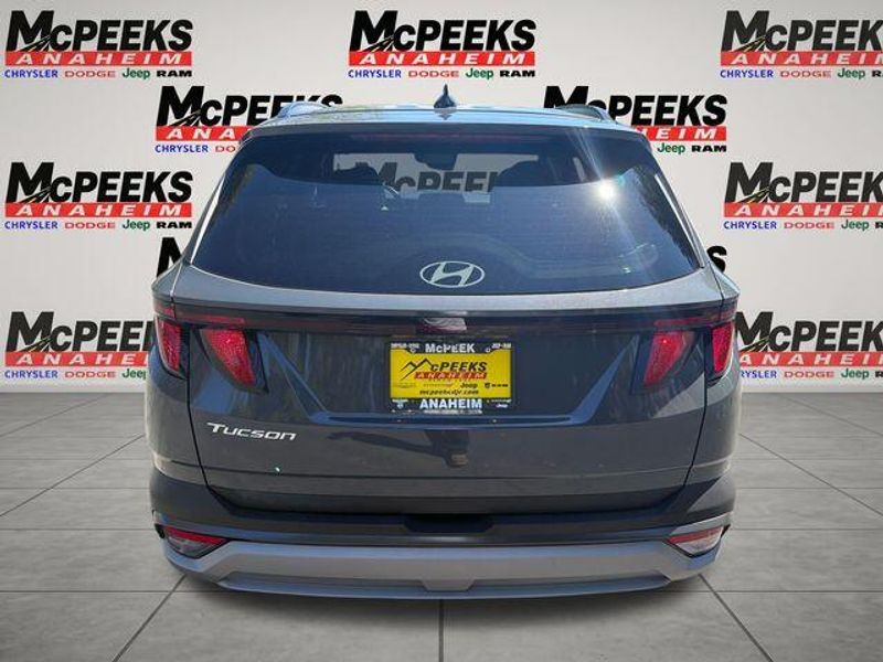 Used 2025 Hyundai Tucson SELImage 4