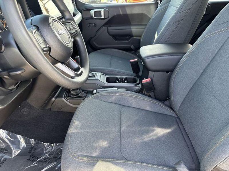 New 2026 Jeep Wrangler 4-door SportImage 16