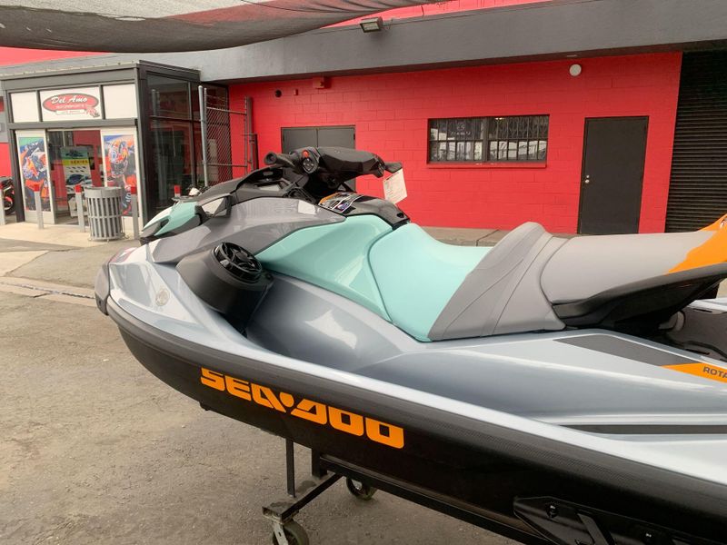 New 2024 Sea-Doo GTI SE 130 (SOUND SYSTEM) Image 12