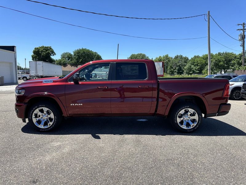 2025 RAM 1500 Big Horn Crew Cab 4x4 5