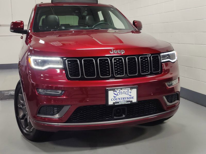 2020 Jeep Grand Cherokee Overland High Altitude 4x4 w/High Perf AudioImage 2