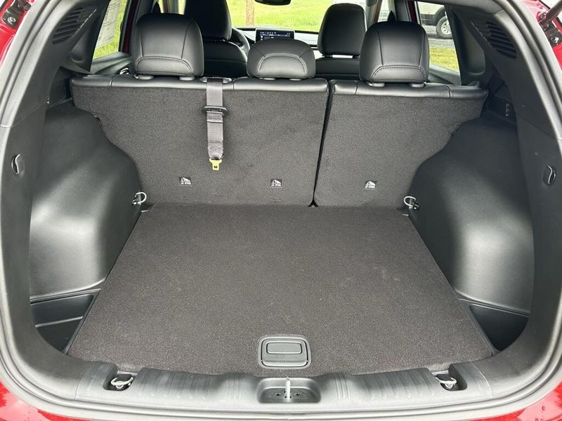 2025 Jeep Compass Limited photo 11