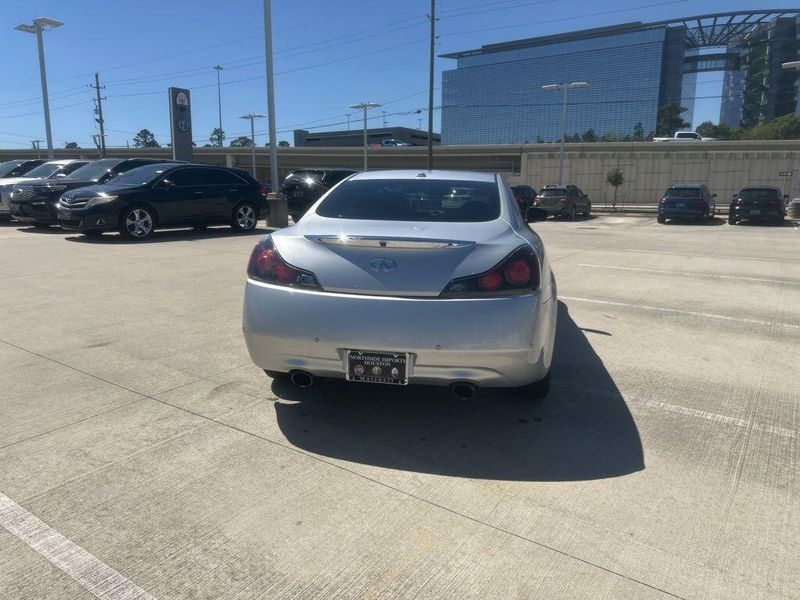 Used 2014 INFINITI Q60 BaseImage 6