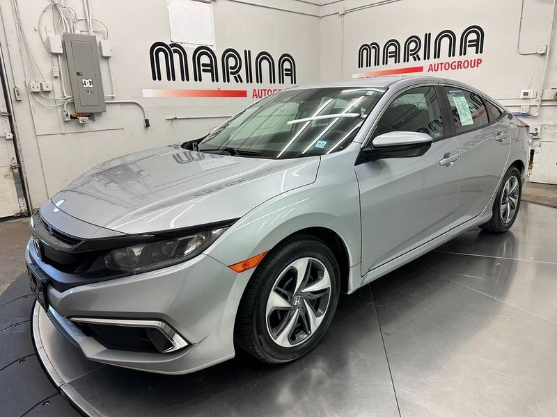 2021 Honda Civic LXImage 10