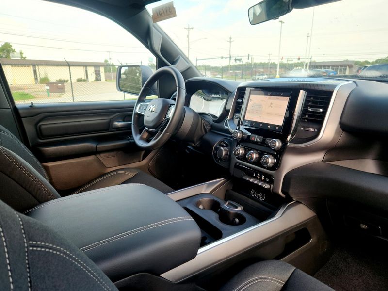 New 2026 RAM 1500 Express Crew Cab 4x4 5'7' Box