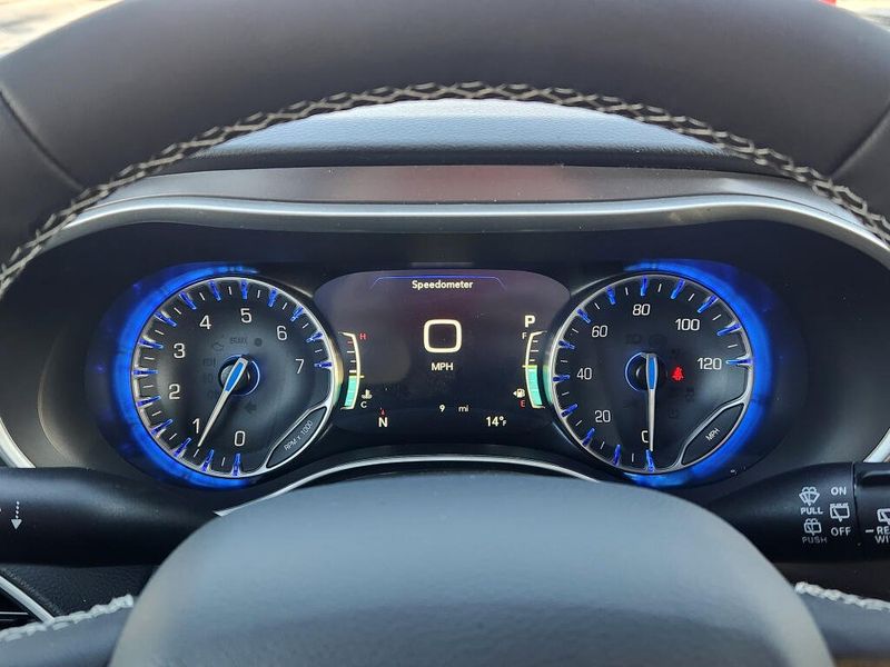 New 2026 Chrysler Voyager Lx