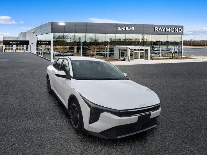Used 2025 Kia K4 EXImage 10