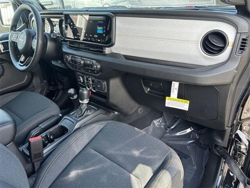 New 2026 Jeep Wrangler 4-door SportImage 13
