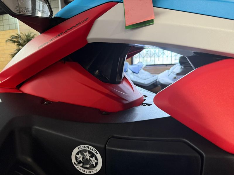 New 2025 Yamaha JETBLASTER DLX (3UP) Image 22