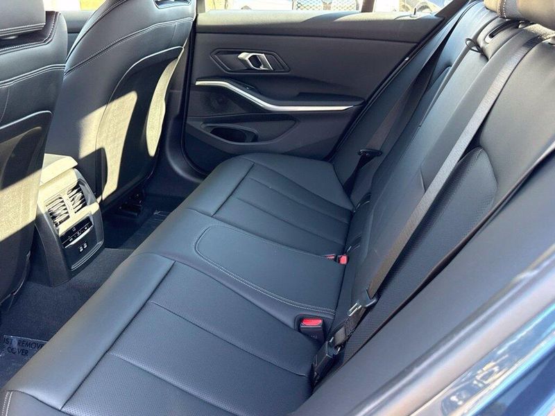 Used 2026 BMW 3 Series 330iImage 30