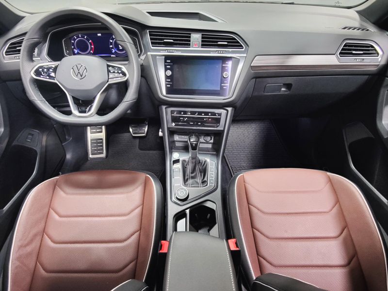 Used 2024 Volkswagen Tiguan AWD SEL R-Line w/Sunroof/navImage 23