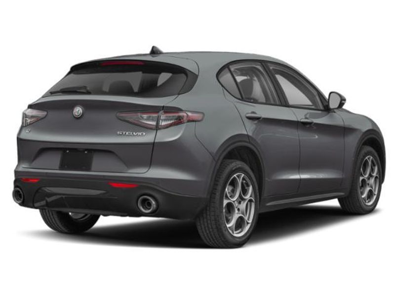 New 2026 Alfa Romeo Stelvio Image 3