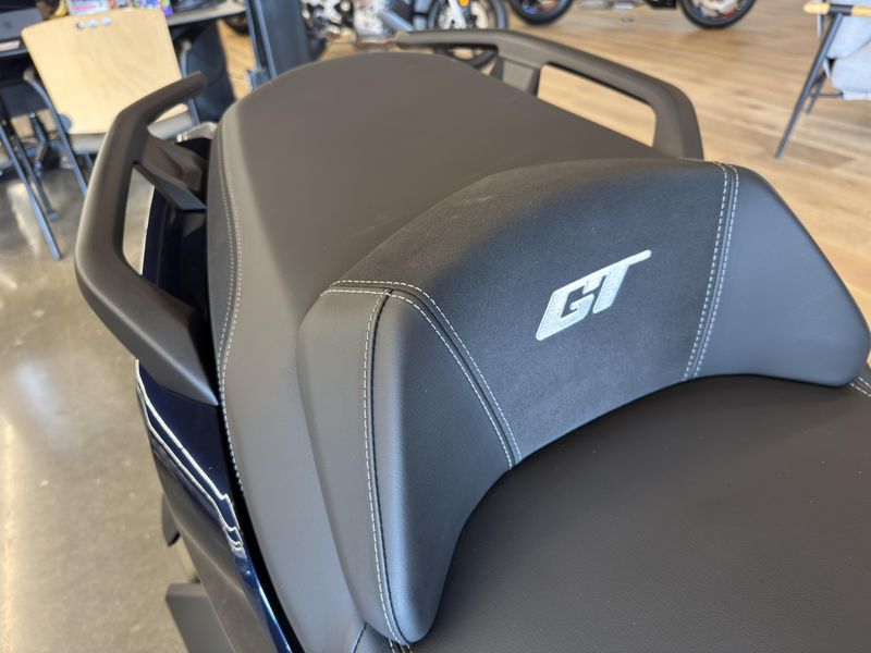 2024 BMW C 400 GT - IMPERIAL BLUE METALLIC 