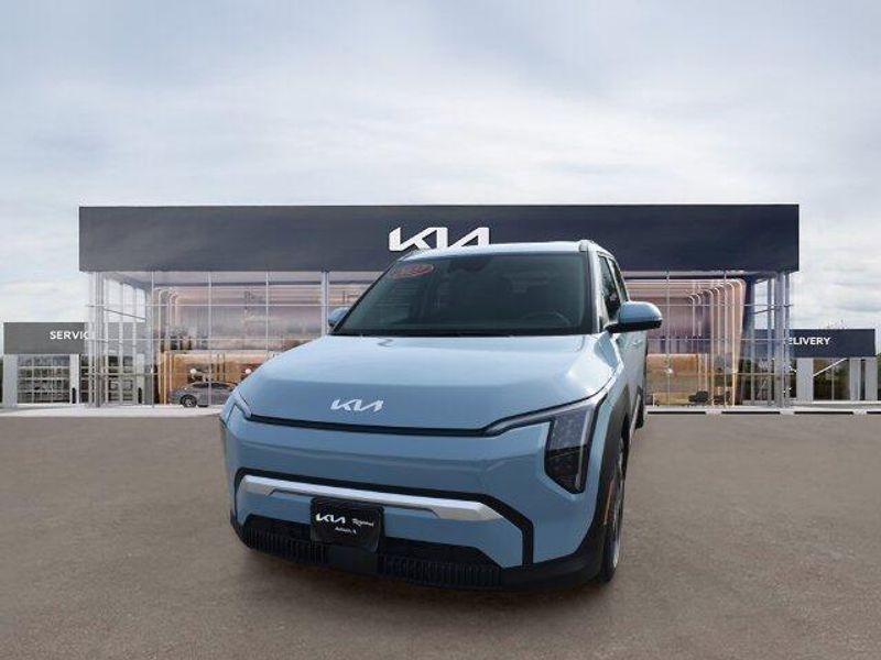 New 2027 Kia EV3 WindImage 8