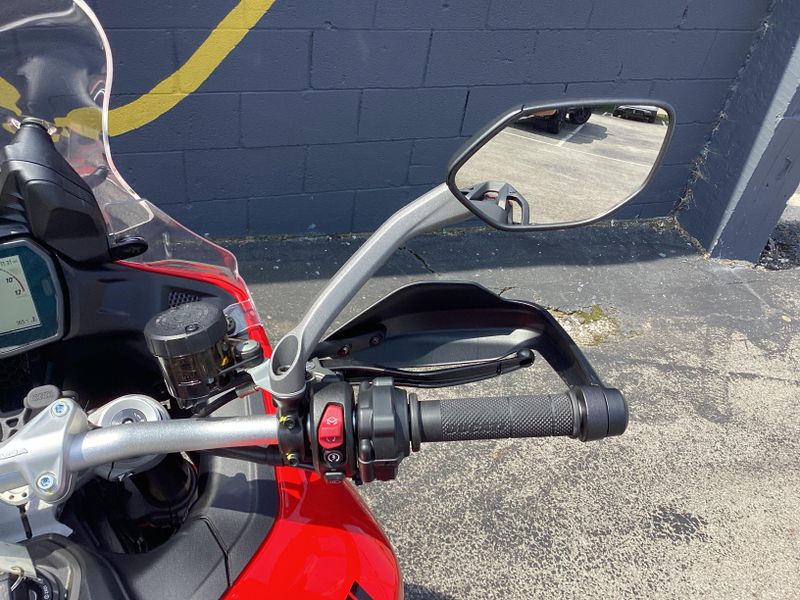 Used 2025 Ducati MULTISTRADA V2 