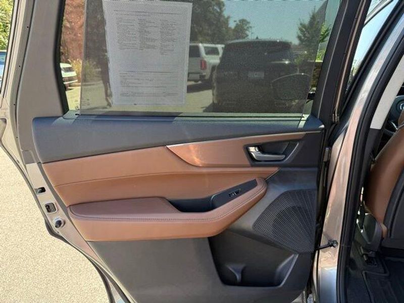Used 2024 Acura MDX w/Technology Package