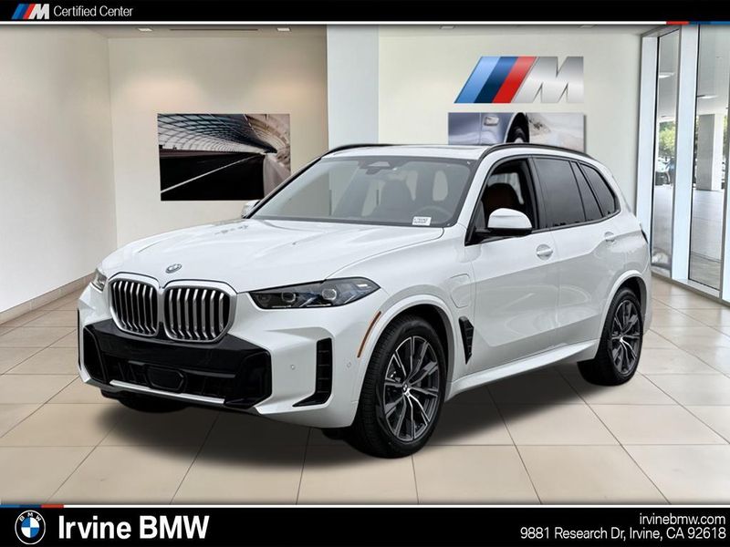 2026 BMW X5 xDrive50eImage 1