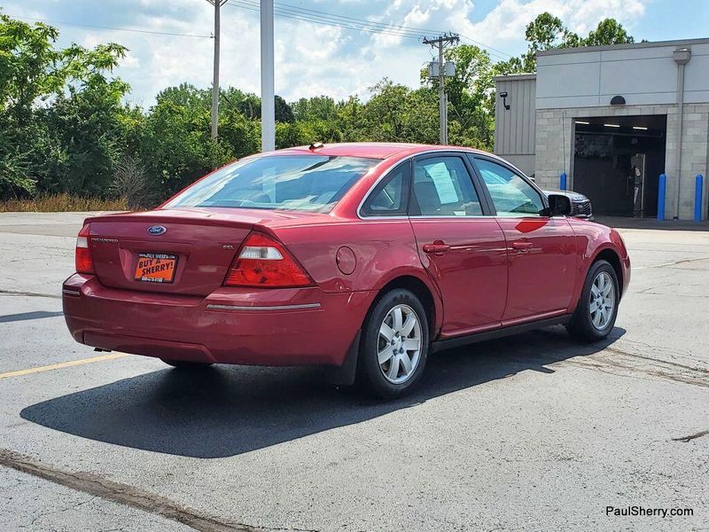 Used 2007 Ford Five Hundred SELImage 10