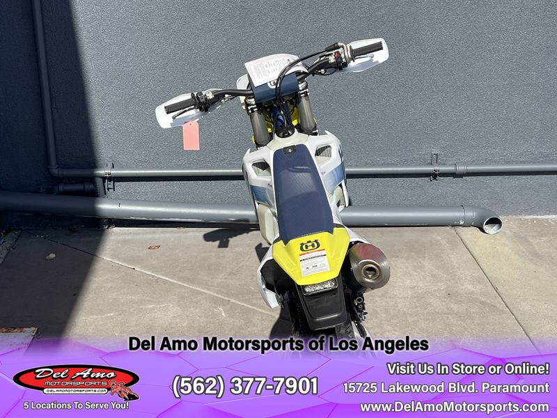 2024 HUSQVARNA FE 450  in a WHITE exterior color. Del Amo Motorsports of Los Angeles (562) 262-9181 delamomotorsports.com 