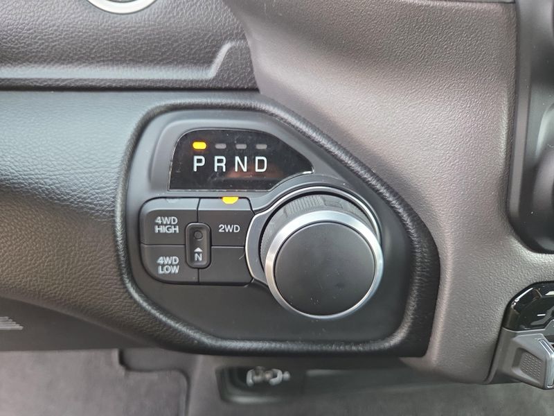 2024 Ram 2500 Big Horn photo 27