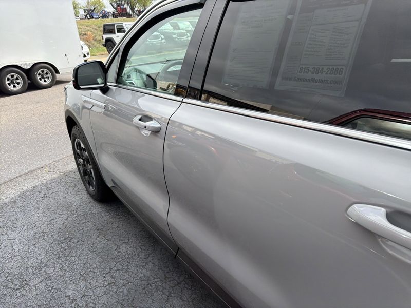 Used 2024 Kia Sorento SImage 13
