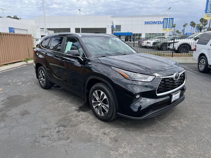Used 2023 Toyota Highlander LImage 4