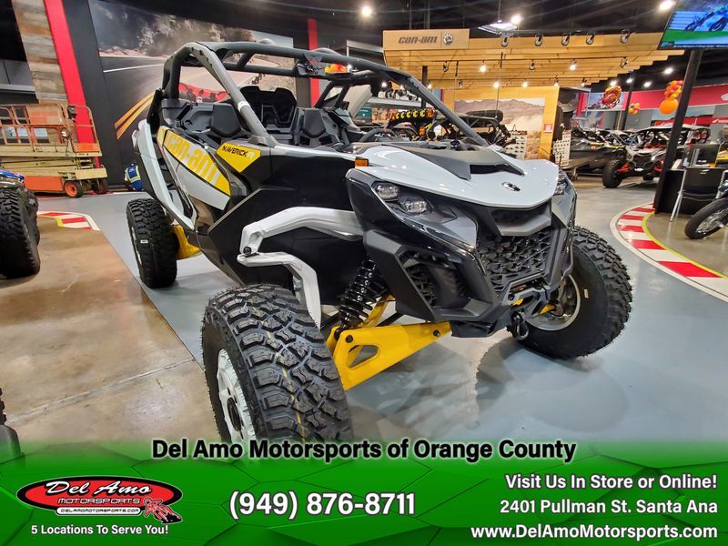 2024 Can-Am 9BRB  in a CATALYST GRAY & NEO YELLOW exterior color. Del Amo Motorsports of Orange County (949) 416-2102 delamomotorsports.com 