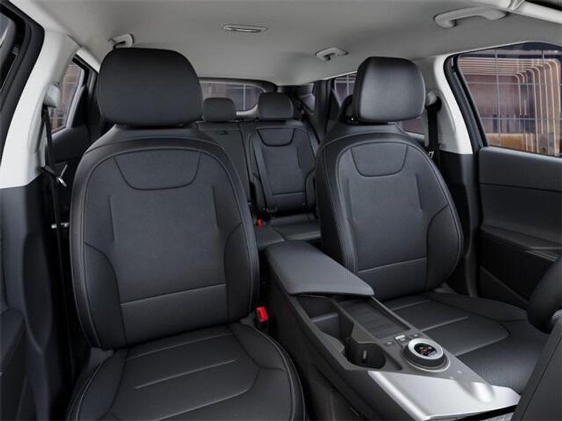 2025 Kia EV6 WindImage 15