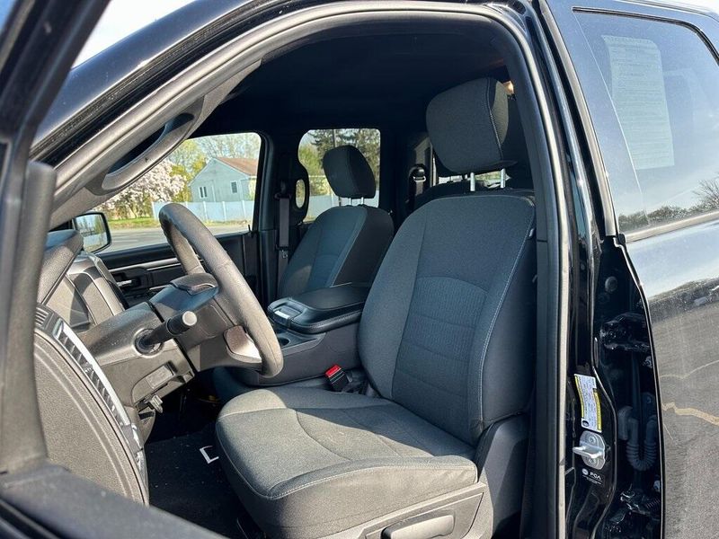 2022 RAM 1500 Classic WarlockImage 15