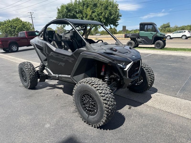 2025 Polaris RZR PRO R ULT 