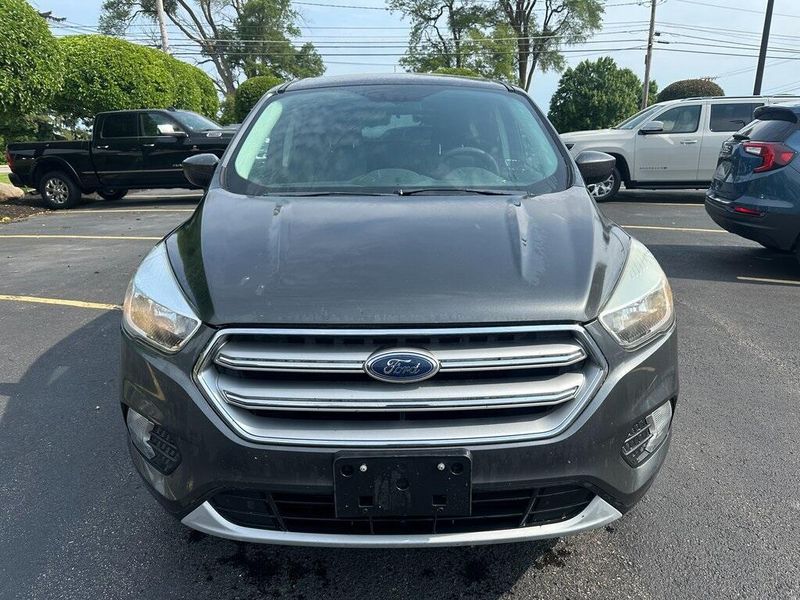 2017 Ford Escape SEImage 9