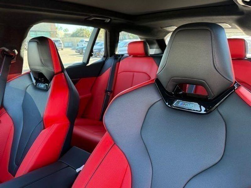 New 2026 BMW M5 BaseImage 19