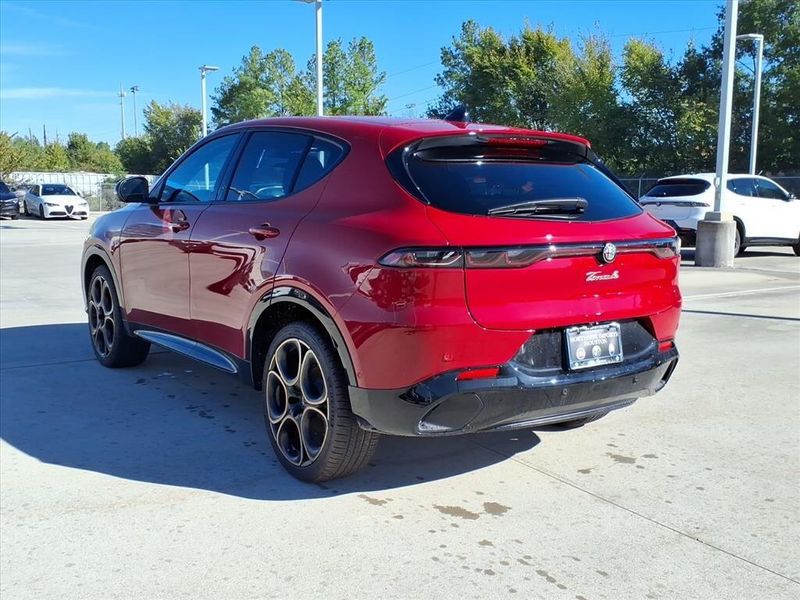 New 2025 Alfa Romeo Tonale Intensa AwdImage 9