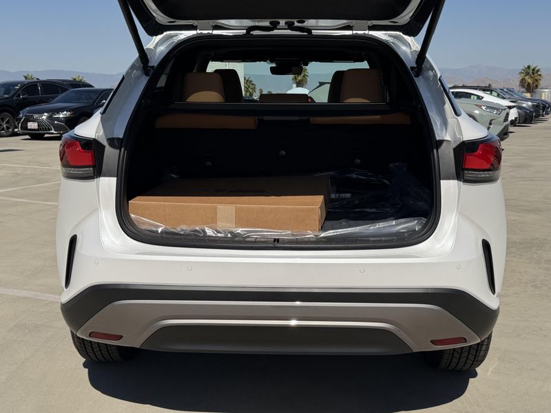 New 2026 Lexus RX 350 CP,DK,FZ,GN,KG,NW,PB,PJ,PM,2T,3J,87Image 16
