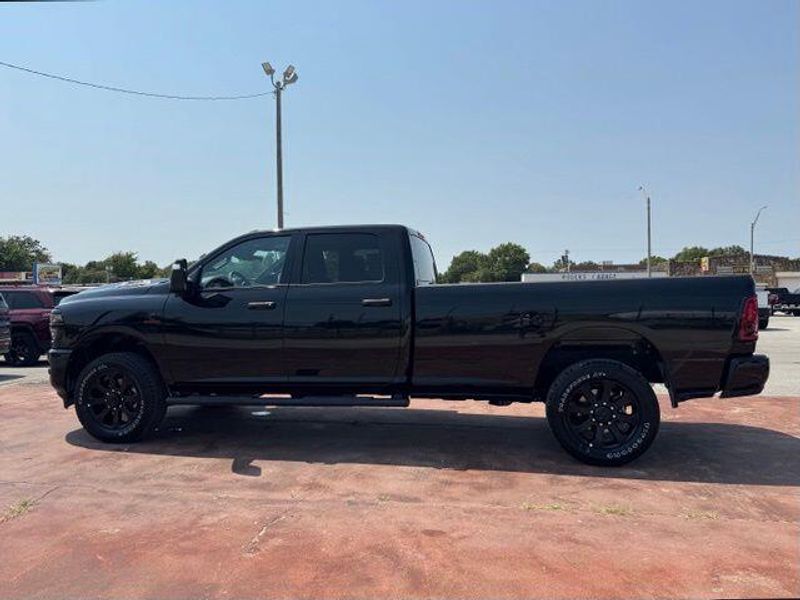 New 2026 RAM 2500 Black Express Crew Cab 4x4 8